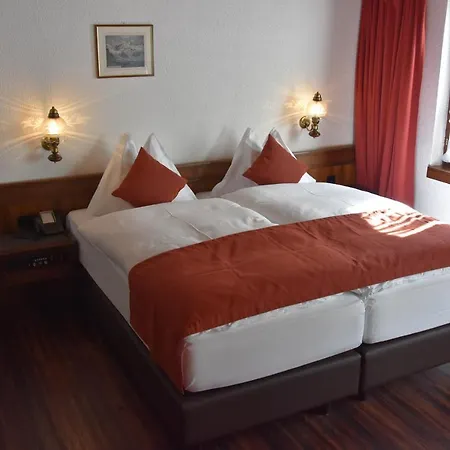 Astoria 3*