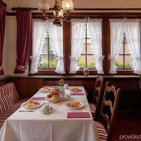 Astoria Szálloda 3*
