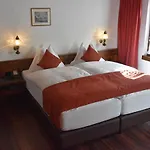 Astoria 3*