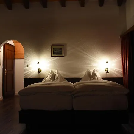 Astoria Hotel 3*